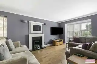 2 Corfield Road, photo 3