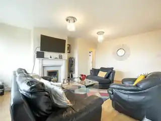 2 Cranleigh Gardens, photo 4