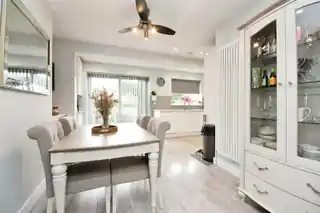2 Craven Gardens, photo 3