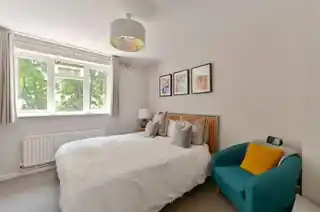 2 Daniel Close, photo 3