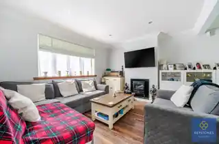 2 Dunster Close, photo 4