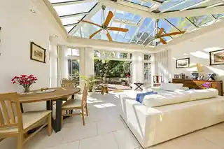 2 Dynevor Road, photo 2