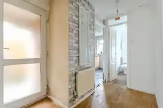 2 Ferndale Road, photo 4