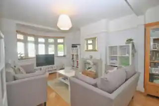 2 Ferrymead Drive, photo 2