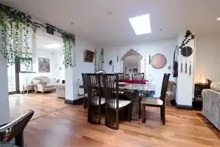 2 Glenorchy Close, photo 4