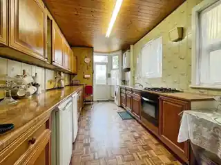 2 Graham Road, photo 3