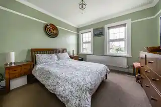 2 Grove Road, photo 2
