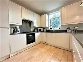 2 Hamilton Road, photo 4