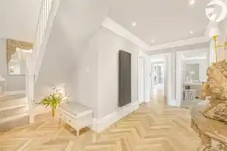 2 Hartford Road, photo 3