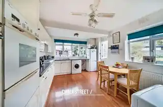 2 Hunter Drive, photo 3