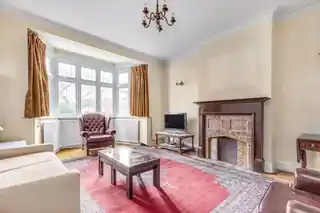 2 Ivymount Road, photo 2