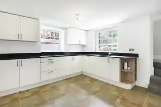 2 Kings Road, photo 3
