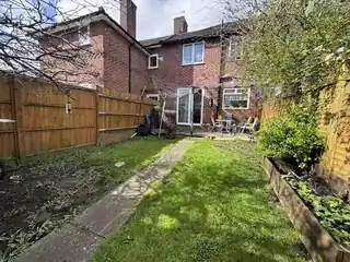 2 Langham Road, photo 2