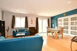 2 Lindale Close, photo 2