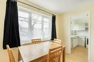 2 Maldon Close, photo 4