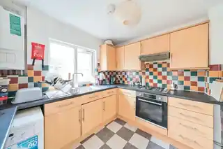 2 Medlar Street, photo 4