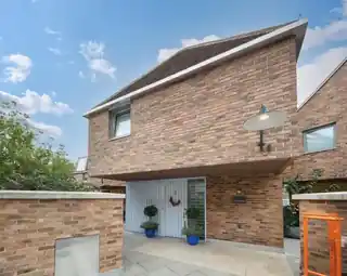2 Moore Park Mews, photo 4