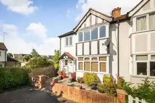 2 Mount Road, photo 3