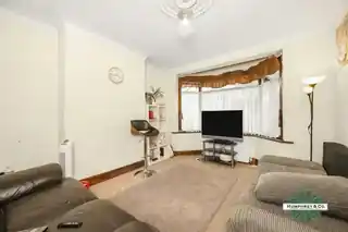 2 Overton Drive, photo 2