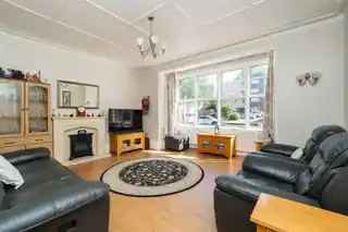 2 Park Hill Road, photo 2