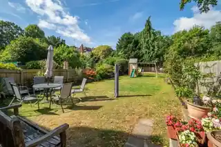 2 Park Hill Road, photo 3