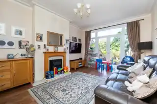 2 Park Hill Road, photo 4
