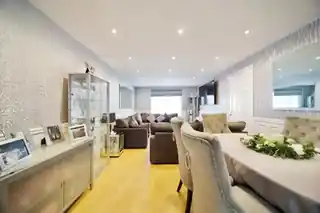 2 Pelham Road, photo 2