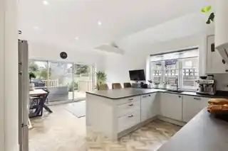 2 Percy Road, photo 3