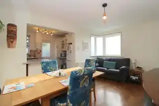 2 Richmond Avenue, photo 4