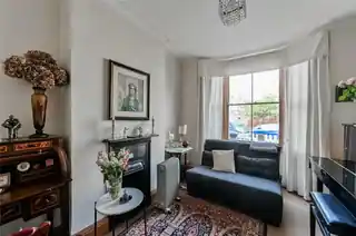 2 Richmond Road, photo 3