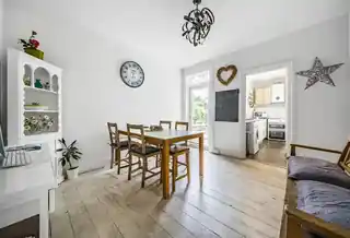2 Rowan Road, photo 3