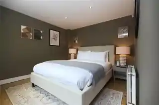 2 Rowe Lane, photo 3