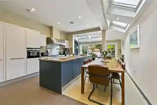2 Ruskin Avenue, photo 3