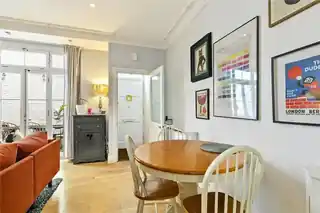2 Spring Mews, photo 3