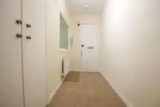 2, Springfield Court, Springfield Road, photo 3