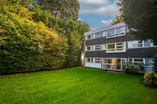 2, Thurnby Court, Wellesley Road, photo 3