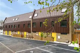 2 Verdant Mews, photo 3