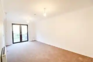 2 Winningales Court, photo 3