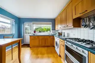 2 Wolsey Drive, photo 4