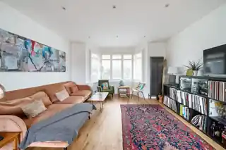 20 Alexandra Gardens, photo 2