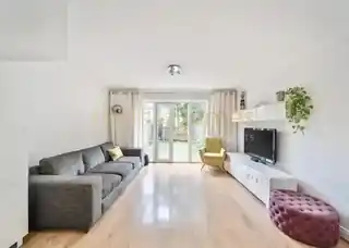 20 Arlington Green, photo 2