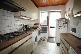 20 Avondale Crescent, photo 2