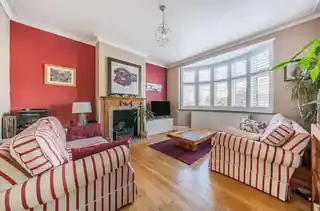 20 Castleford Avenue, photo 2