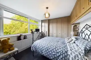 20 Chamberlain Lane, photo 4