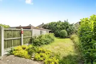 20 Fleet Avenue, photo 2