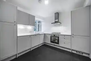 20 Herne Hill, photo 4