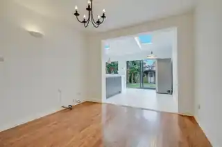 20 Highfield Avenue, photo 3
