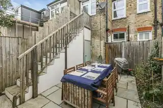20 Idlecombe Road, photo 4