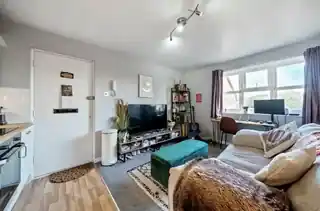 20 Kirkland Close, photo 3