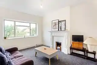 20 Leconfield Avenue, photo 3